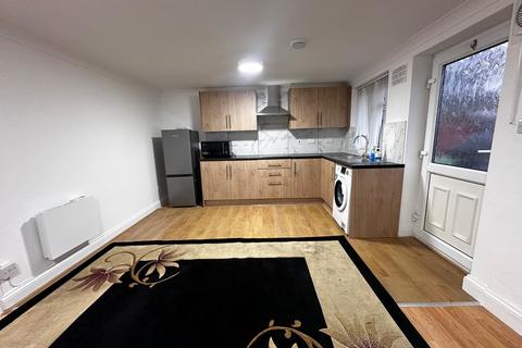 undefined, Raynton Drive, Hayes