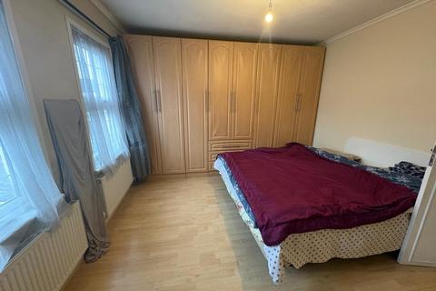 undefined, Grange Road, Southall