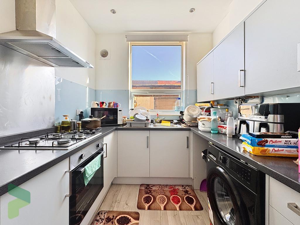 Fitted kitchen