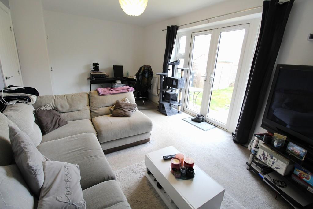 Lounge 2