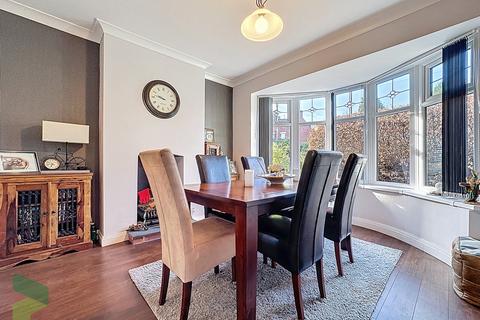 3 bedroom semi-detached house for sale, Park Road, Darwen