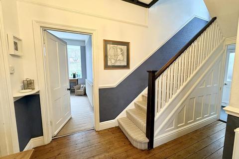 3 bedroom detached house for sale, Kings Drive, Eastbourne