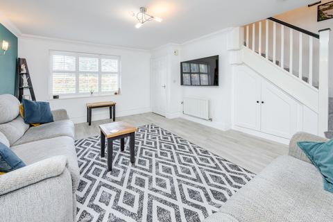 3 bedroom terraced house for sale, Chapel Walk, Coulsdon CR5