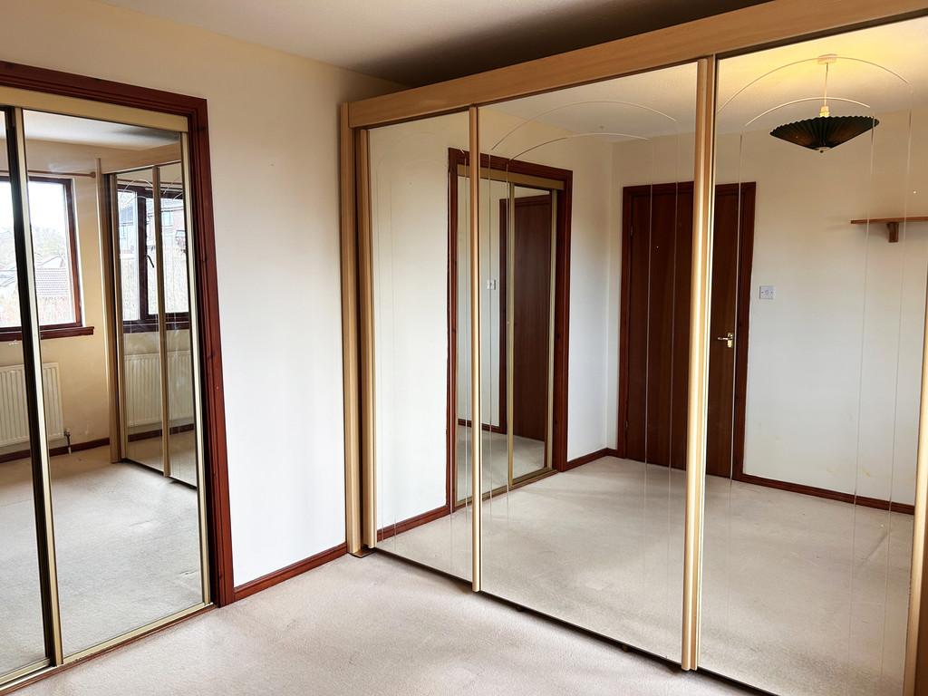 15 - Bedroom 1