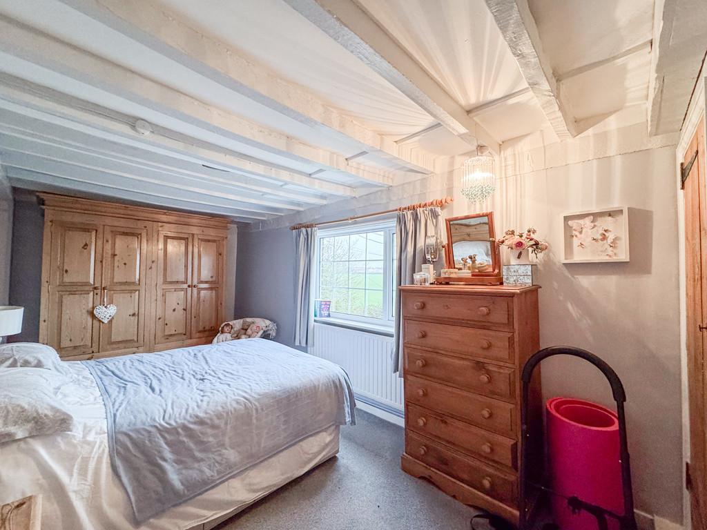 96 Tilkey bedroom 1 (2)