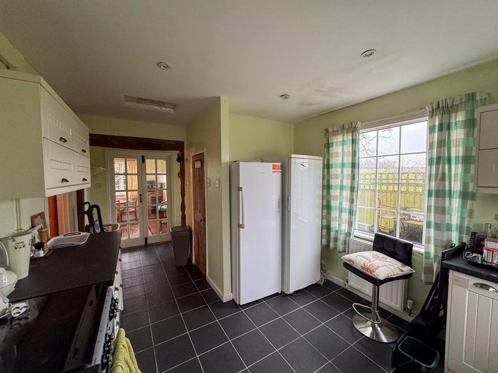 96 Tilkey kitchen (3)