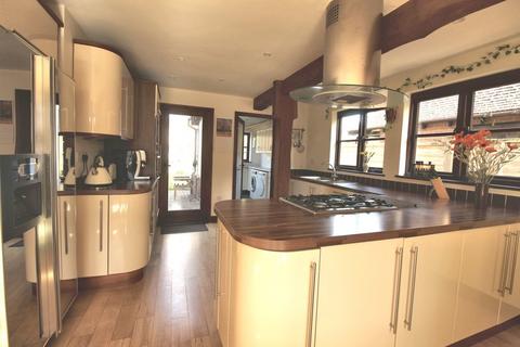 5 bedroom detached house for sale, Mill Lane, Potton, Sandy