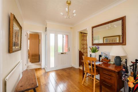 4 bedroom detached bungalow for sale, Greenside Close, Dunnington, York YO19 5PF