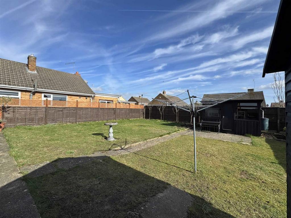 Rear Garden 1.jpg
