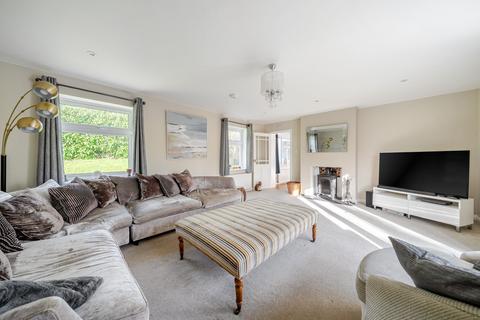undefined, Lunghurst Road, Woldingham, CR3