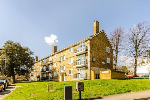 2 bedroom flat to rent, Domett Close, Denmark Hill, London, SE5