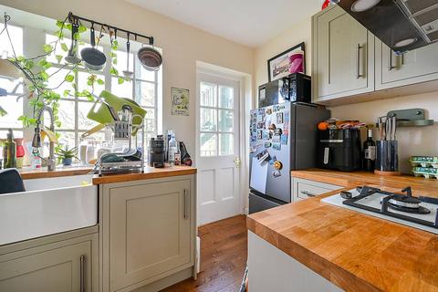 2 bedroom flat to rent, Ealing Village, Ealing, London, W5