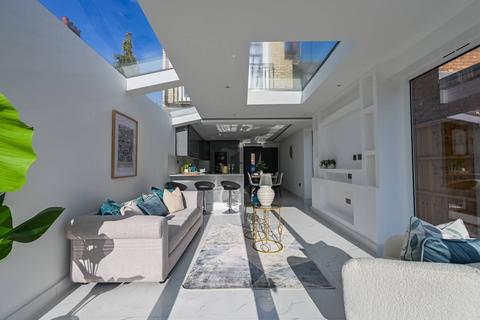 4 bedroom house for sale, 12 Park Road, Barnet EN4
