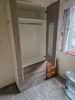 1 bedroom in a house share to rent, Maxwell Road, West Drayton UB7