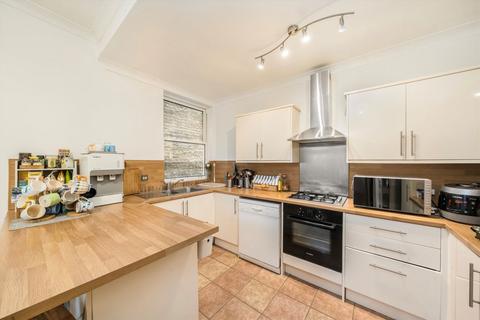 5 bedroom house to rent, Bernard Gardens, London SW19