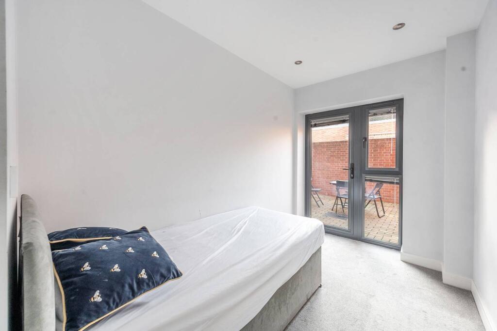 Davidson Frost-Wellings, DFW, Elm Park, Bedroom Tw