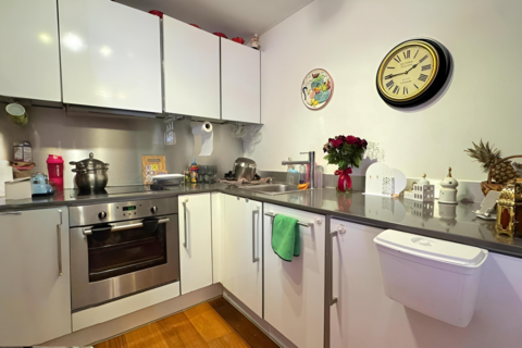 1 bedroom flat for sale, 26 High Street, Slough, Berkshire, SL1