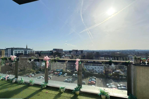 1 bedroom flat for sale, 26 High Street, Slough, Berkshire, SL1
