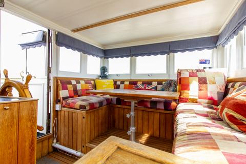 2 bedroom houseboat for sale, Woodrolfe Road, Essex, CM9