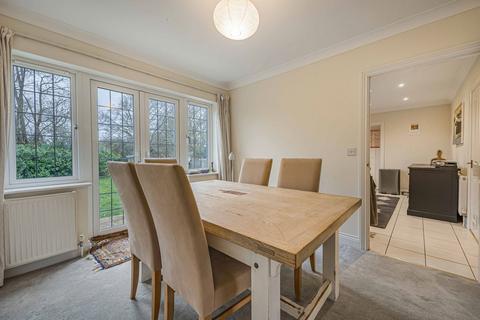undefined, Greenview Avenue, Tonbridge TN11