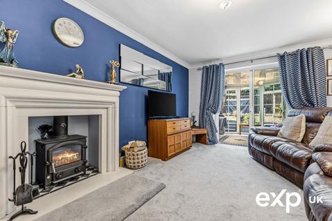 3 bedroom detached house for sale, Chepstow Walk, Mansfield NG18