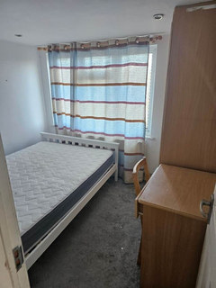 1 bedroom in a house share to rent, Malvern Avenue, Harrow HA2