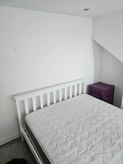 1 bedroom in a house share to rent, Malvern Avenue, Harrow HA2