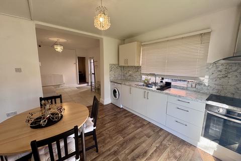 A Charnwood Grove, Nottingham, NG2