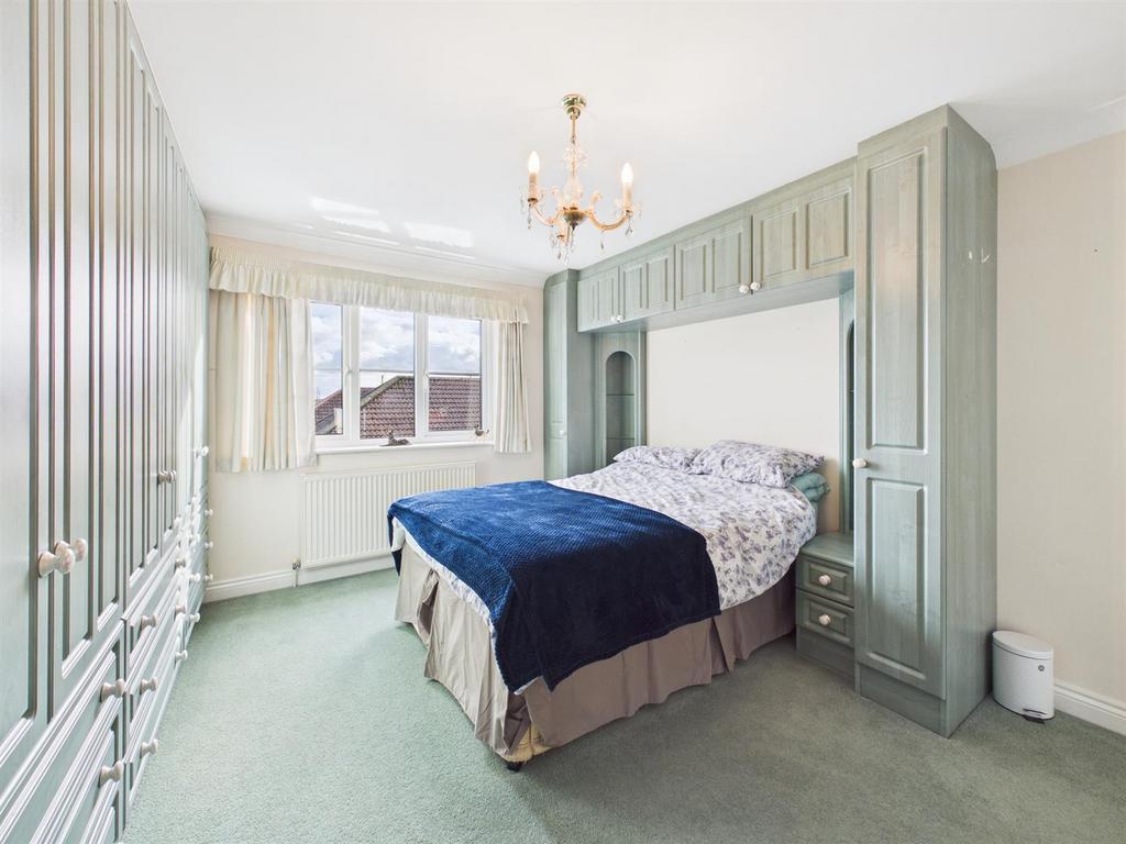 Bedroom: