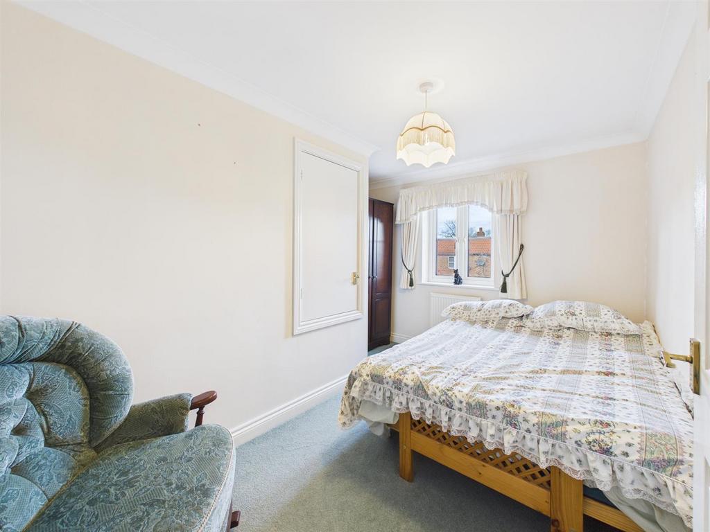 Bedroom: