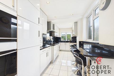 undefined, Woodlands Avenue, Ruislip, HA4