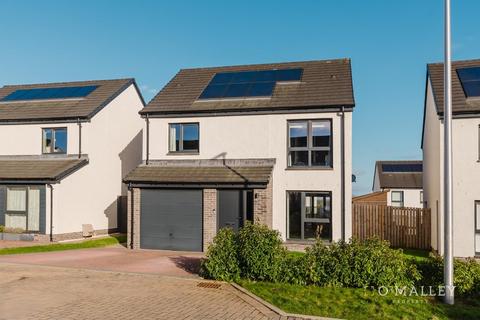 4 bedroom detached house for sale, Old College View, Sauchie