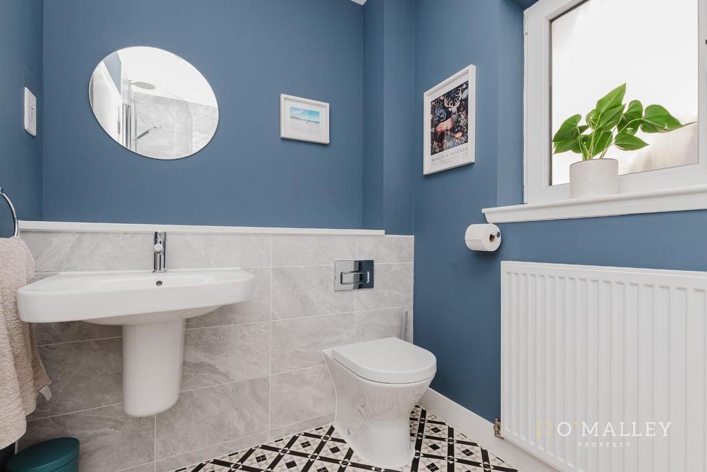 Main Bathroom