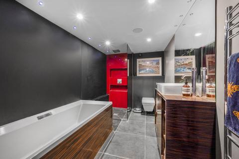 2 bedroom flat for sale, Alaska Buildings, 61 Grange Road, London