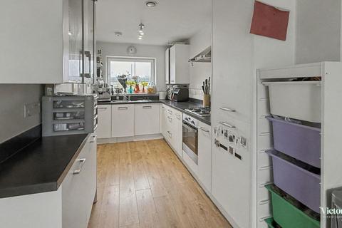 undefined, Plymouth PL6