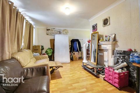 undefined, Nether Priors, Basildon