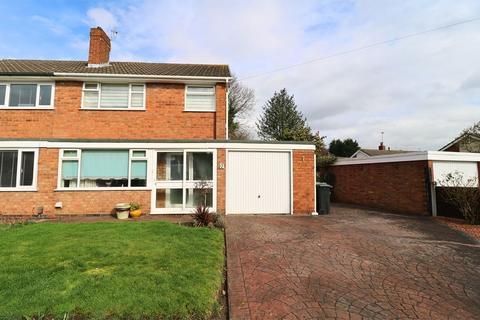 3 bedroom semi-detached house for sale, Maple Road, Pelsall