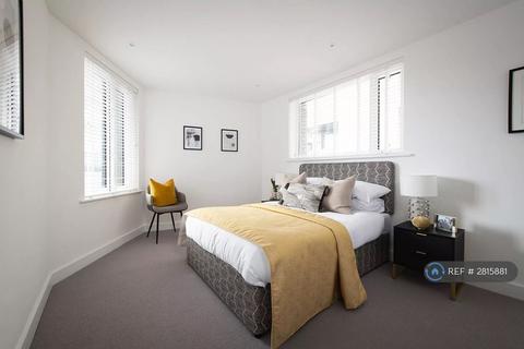 2 bedroom flat to rent, Crimscott St, London, SE1