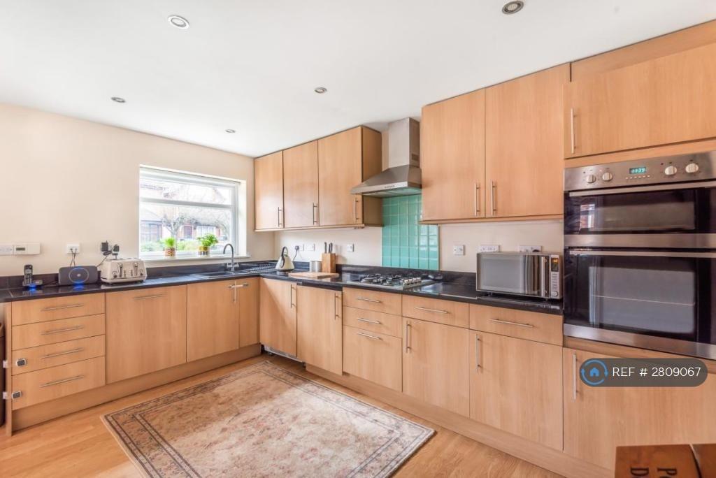Kitchen Corner 1