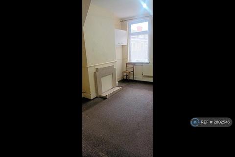 2 bedroom terraced house to rent, Worthington St, Leicester, LE2