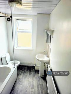2 bedroom terraced house to rent, Worthington St, Leicester, LE2