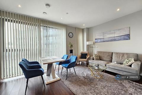 1 bedroom flat to rent, Avalon Point, London, E14
