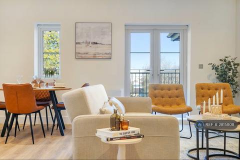 undefined, Beechwood Grove, London, W3