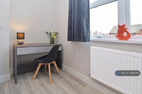 1 bedroom in a house share to rent, Wolseley Road, Stoke-On-Trent, ST4