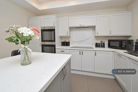 1 bedroom in a house share to rent, Wolseley Road, Stoke-On-Trent, ST4