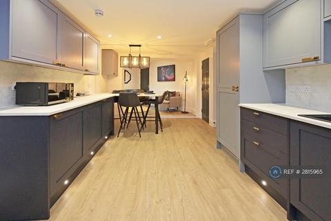 1 bedroom in a house share to rent, Oliver Road, Stoke-On-Trent, ST4