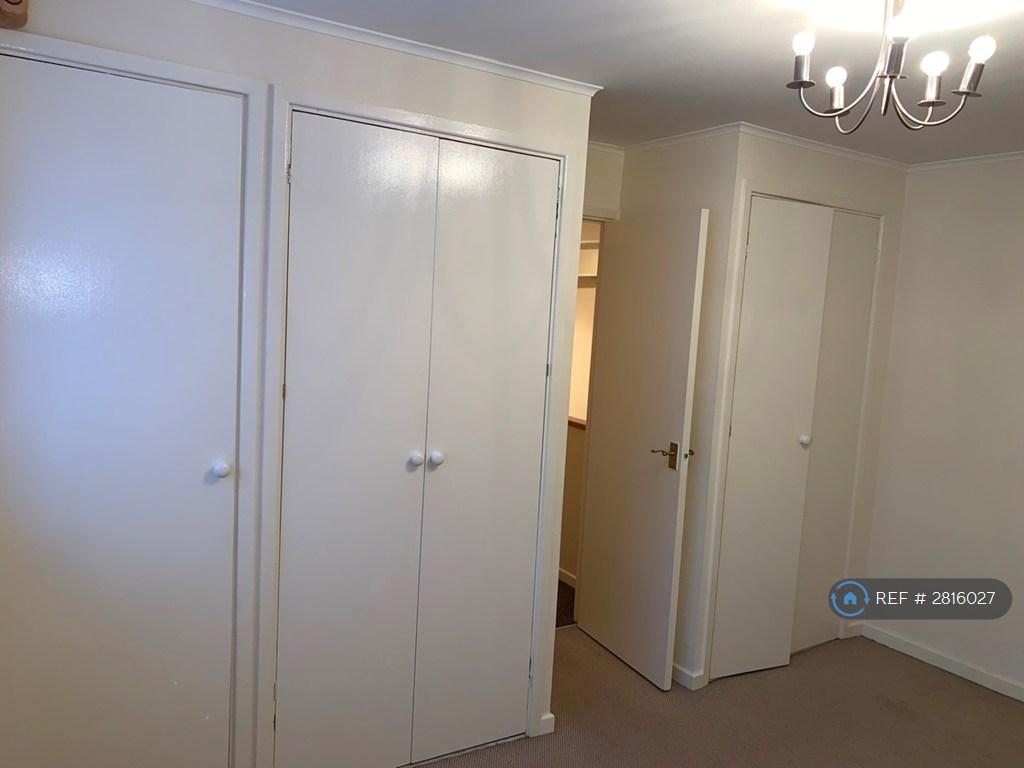 Bedroom Built In Storage