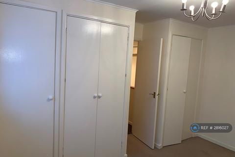 1 bedroom terraced house to rent, Bevelwood Gardens, High Wycombe, HP12