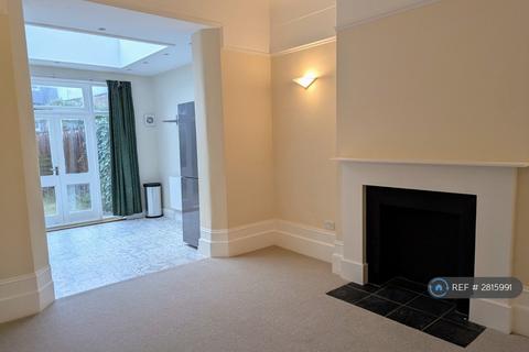 Westover Road, London, SW18