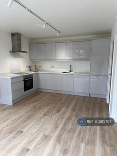 3 bedroom maisonette to rent, Ormerod House, London, SW9